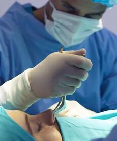 perform closed plastic surgery of the nose